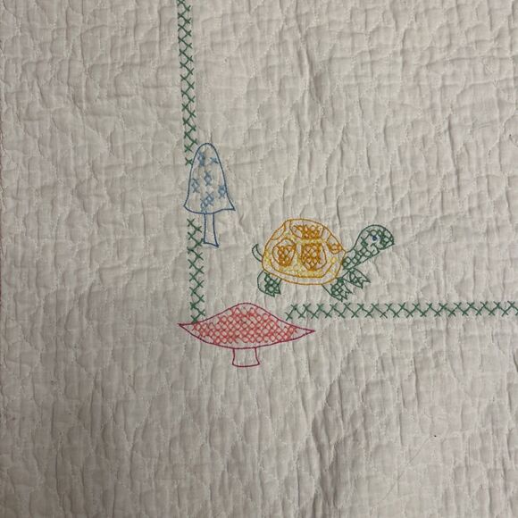 Vintage Baby Quilt Blanket Handmade Embroidered Chip & Dale Store Nuts Mushrooms - Picture 3 of 12